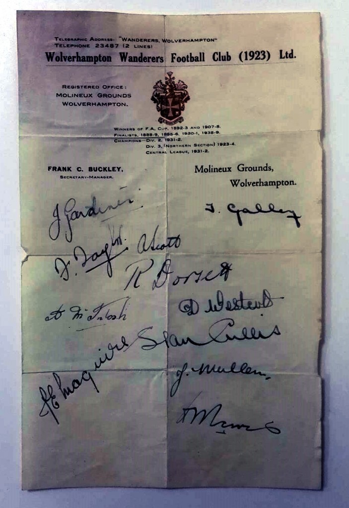 Wolverhampton Wanderers 1930's Autograph Card