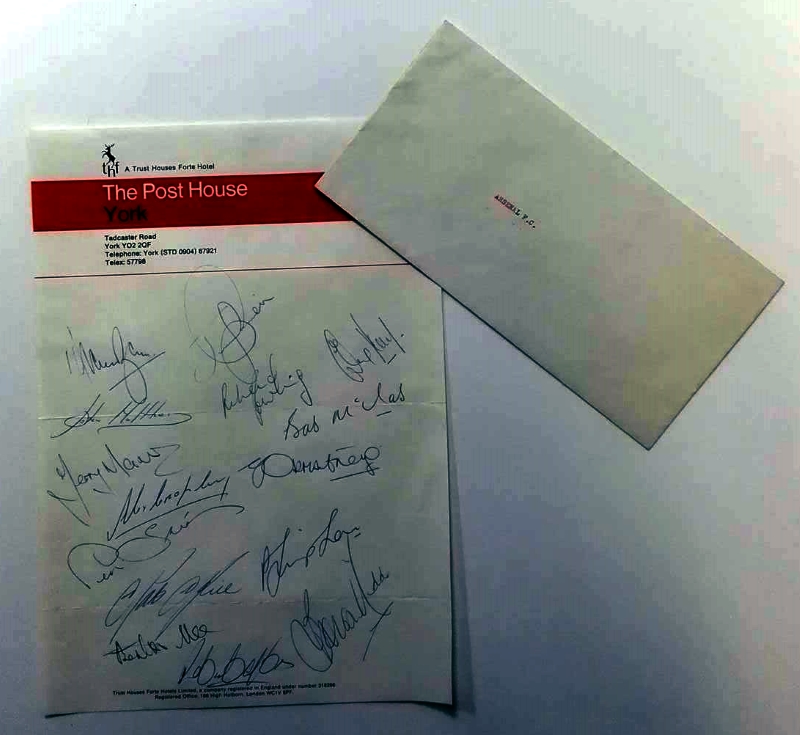 Arsenal FA cup memorabilia collector