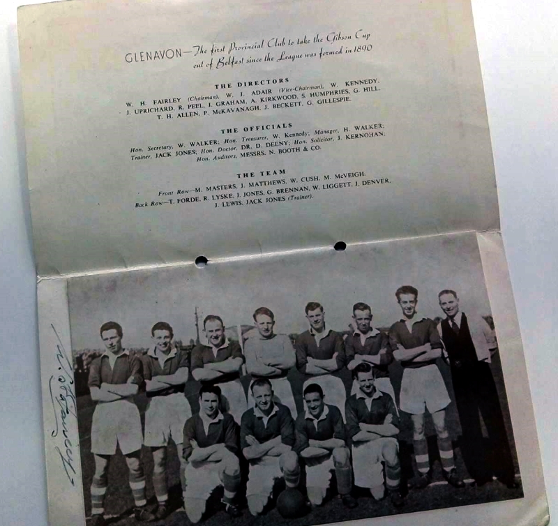 Glenavon FC 1952 League Champions Dinner Menu - Signed - Team Shot