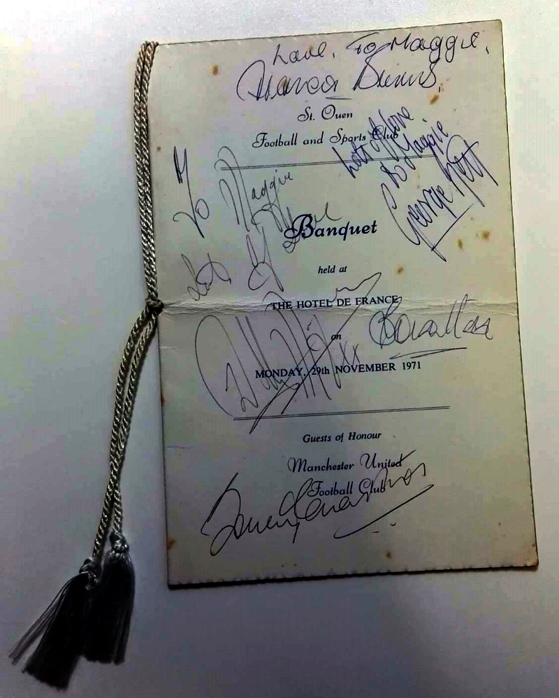 Signed Manchester United Menu 1971