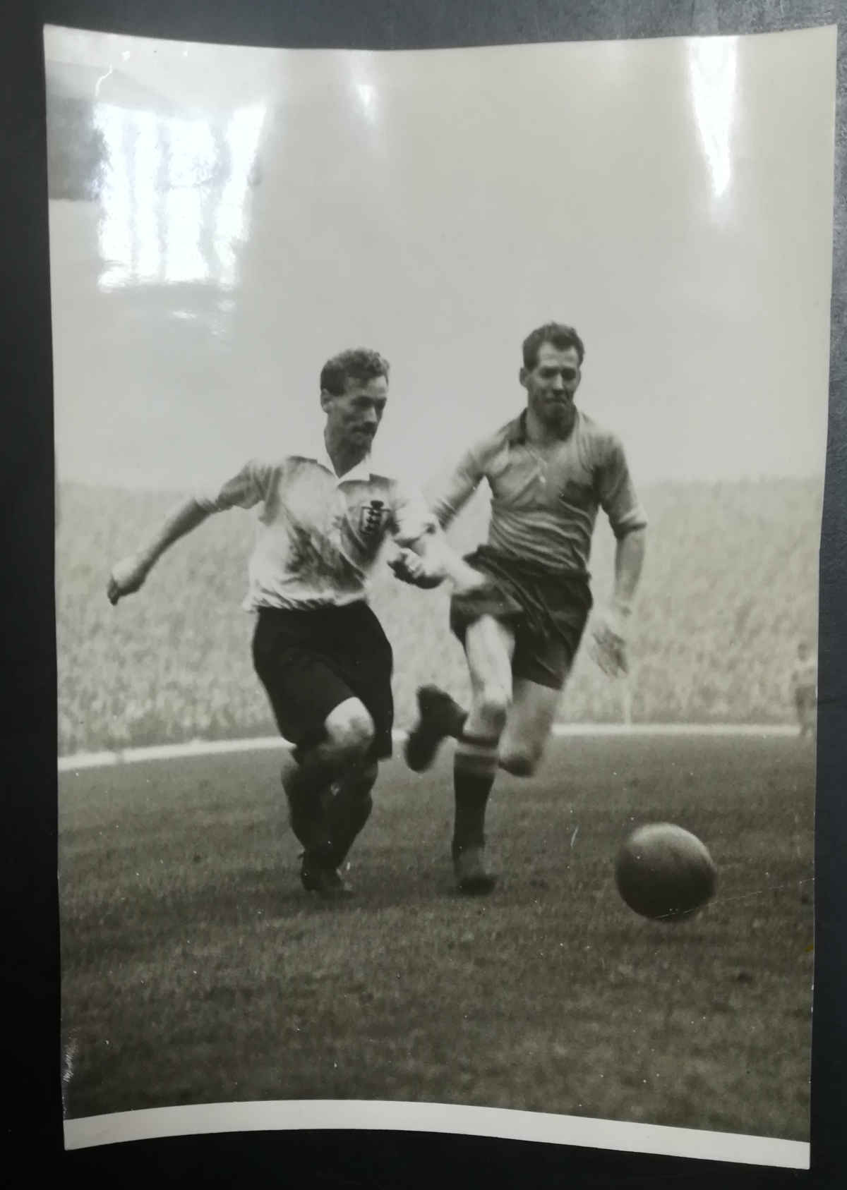 Tom Finney takes on Swedish captain Erik Nilsson at Highbury, November 1947.