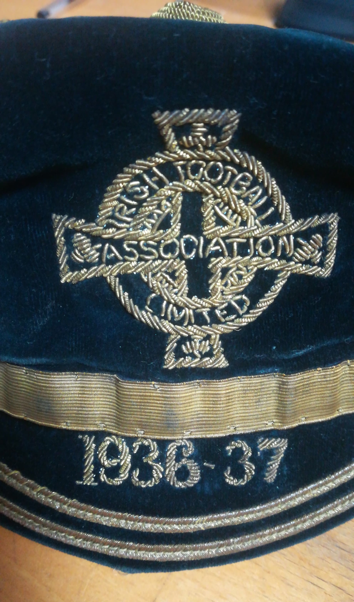 Davy Boy Martin Ireland Cap 1936-37 - Badge