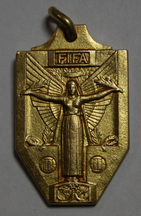 1962-amarildo-world-cup-winners-medal-front 1962-amarildo-world-cup-winners-medal-front
