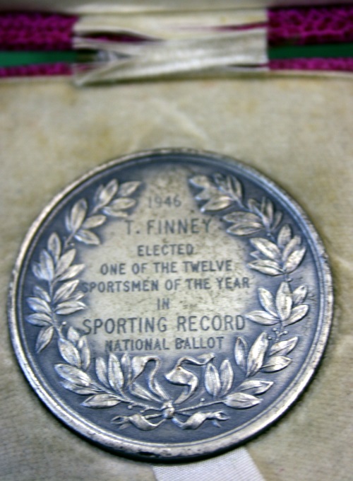 1946 Medal Rear 1946 Medal Rear