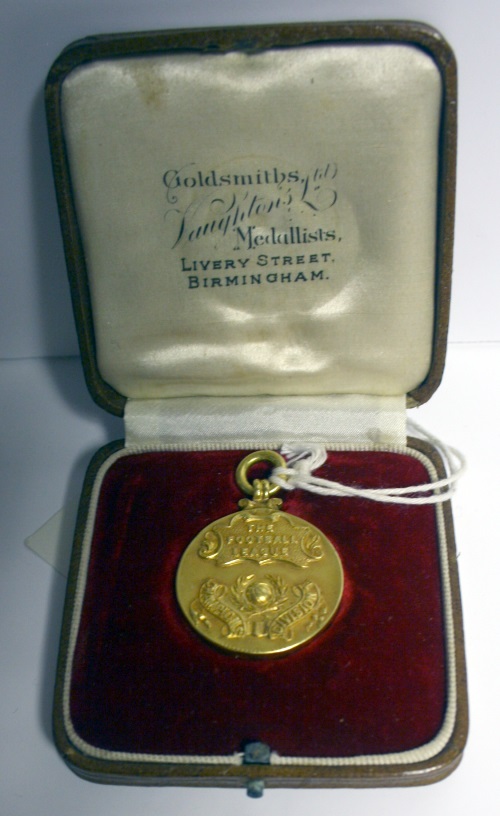 william-cresswell-medal-front william-cresswell-medal-front